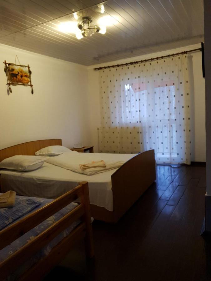 Pensiunea Lucica Sacelu Kültér fotó